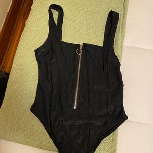 Black Lulu’s one piece
